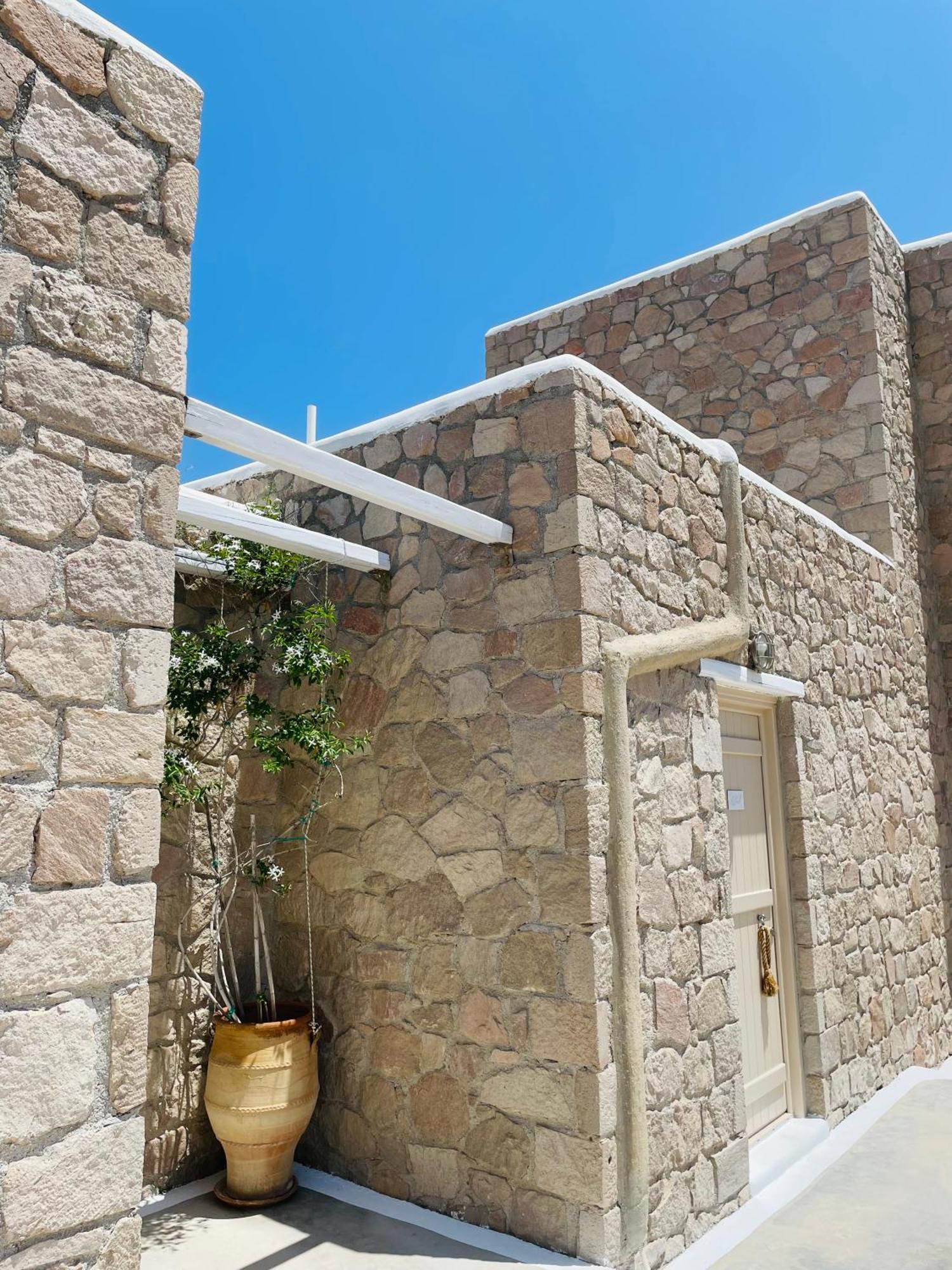 Milo Milo Suites Mandrakia Экстерьер фото