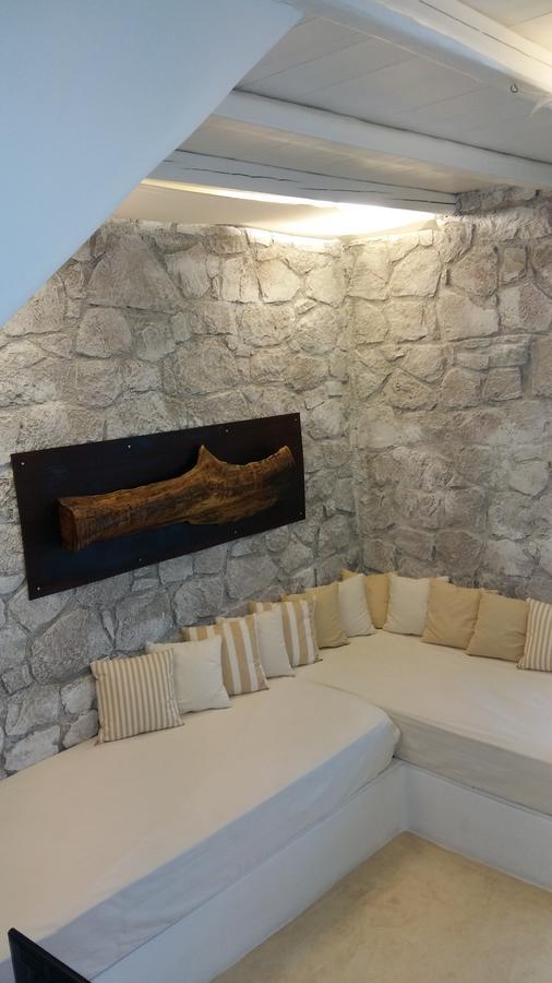 Milo Milo Suites Mandrakia Экстерьер фото