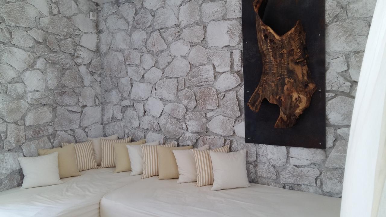 Milo Milo Suites Mandrakia Экстерьер фото